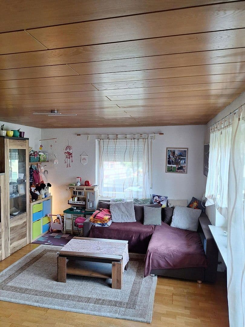 Predaj domu 100 m², pozemek 1.000 m², Emeringen, Bádensko-Wurttembersko Predaj domu 100 m², pozemek 1.000 m², Emeringen, Bádensko-Wurttembersko