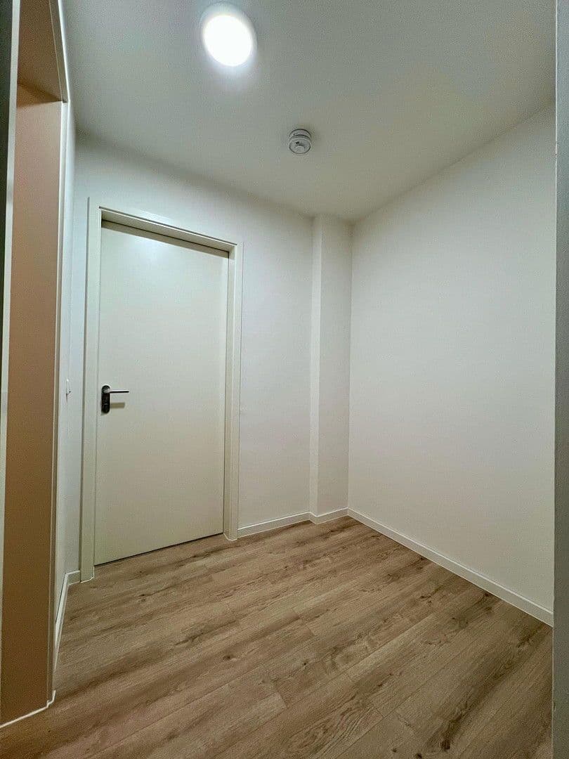 Prenájom bytu 2-izbový 74 m², Grabaustraße 17, Leipzig, Sasko Prenájom bytu 2-izbový 74 m², Grabaustraße 17, Leipzig, Sasko