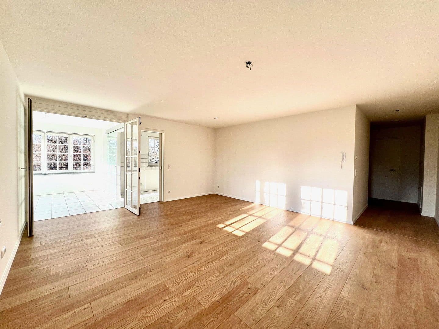 Prenájom bytu 2-izbový 74 m², Grabaustraße 17, Leipzig, Sasko Prenájom bytu 2-izbový 74 m², Grabaustraße 17, Leipzig, Sasko