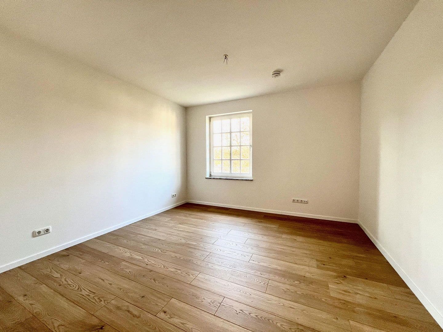 Prenájom bytu 2-izbový 74 m², Grabaustraße 17, Leipzig, Sasko Prenájom bytu 2-izbový 74 m², Grabaustraße 17, Leipzig, Sasko