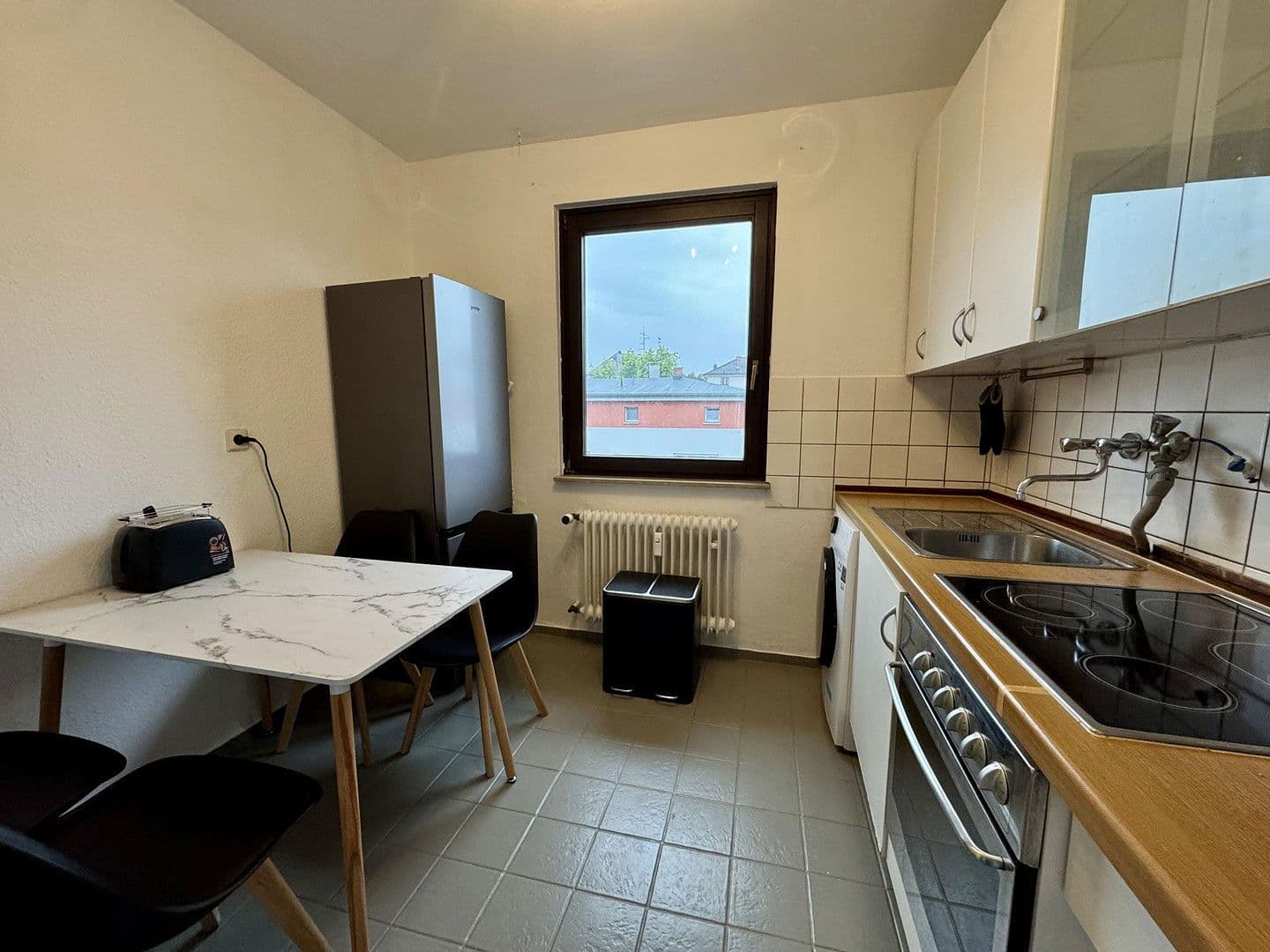 Prenájom bytu 1-izbový 22 m², Schwanenstraße 14, Frankfurt am Main, Hesensko Prenájom bytu 1-izbový 22 m², Schwanenstraße 14, Frankfurt am Main, Hesensko