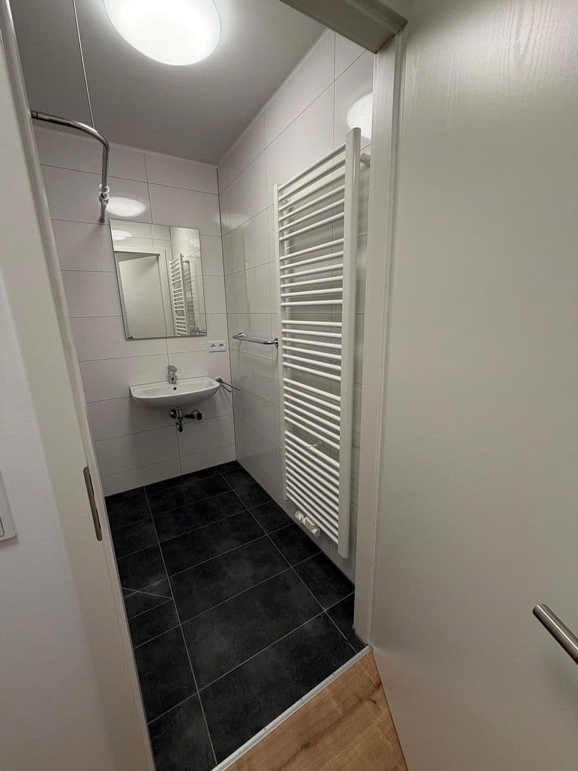 Prenájom bytu 1-izbový 22 m², Anton-Bruckner-Str. 1, Erlangen, Bavorsko Prenájom bytu 1-izbový 22 m², Anton-Bruckner-Str. 1, Erlangen, Bavorsko