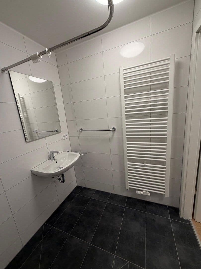 Prenájom bytu 1-izbový 22 m², Anton-Bruckner-Str. 1, Erlangen, Bavorsko Prenájom bytu 1-izbový 22 m², Anton-Bruckner-Str. 1, Erlangen, Bavorsko