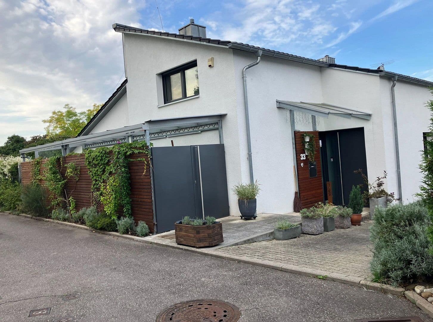 Predaj domu 131 m², pozemek 328 m², Neckarsulm, Bádensko-Wurttembersko Predaj domu 131 m², pozemek 328 m², Neckarsulm, Bádensko-Wurttembersko