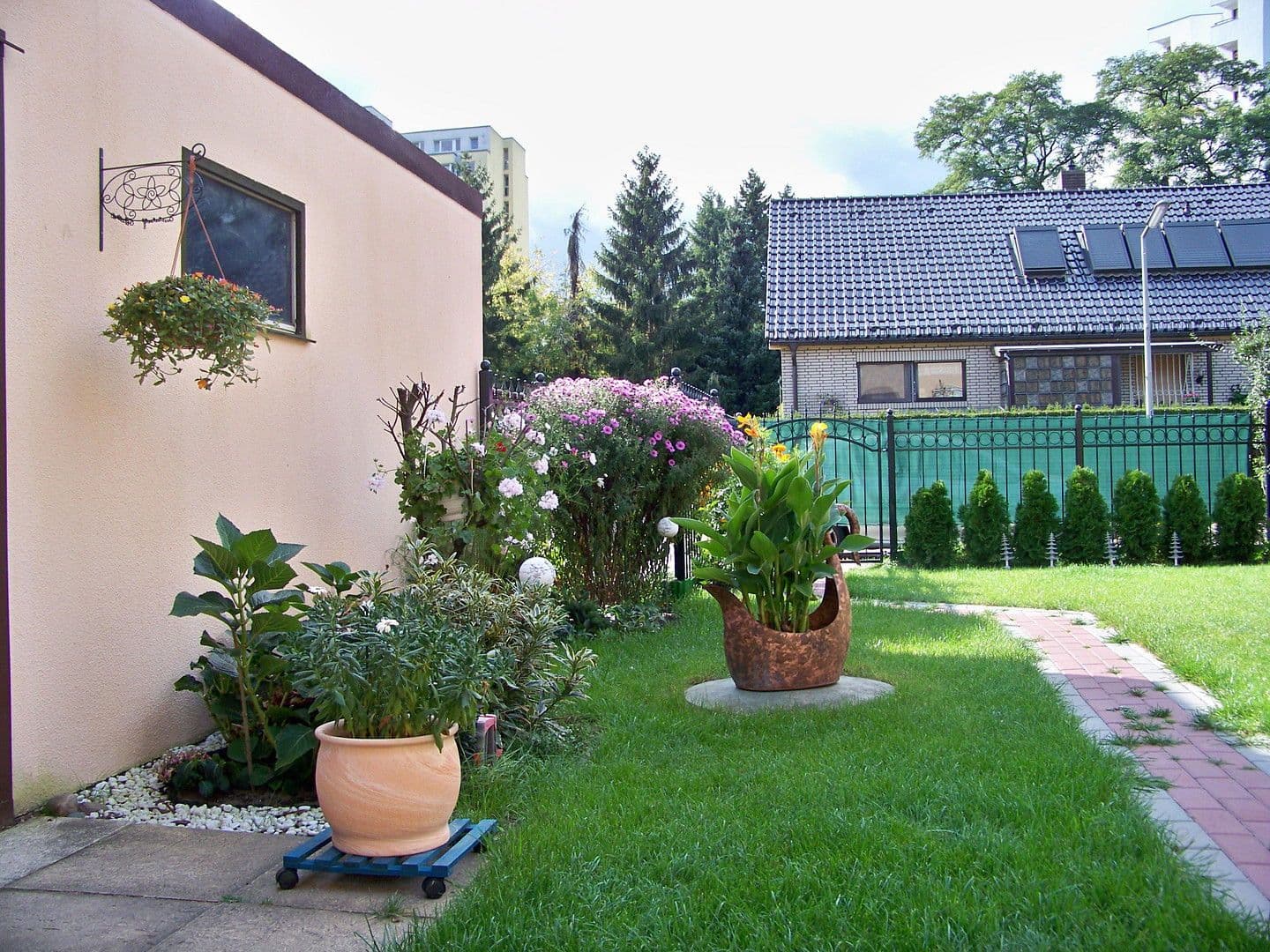 Predaj domu 96 m², pozemek 224 m², Falkenseer Chaussee, 174D, Berlin - Spandau, Berlín Predaj domu 96 m², pozemek 224 m², Falkenseer Chaussee, 174D, Berlin - Spandau, Berlín