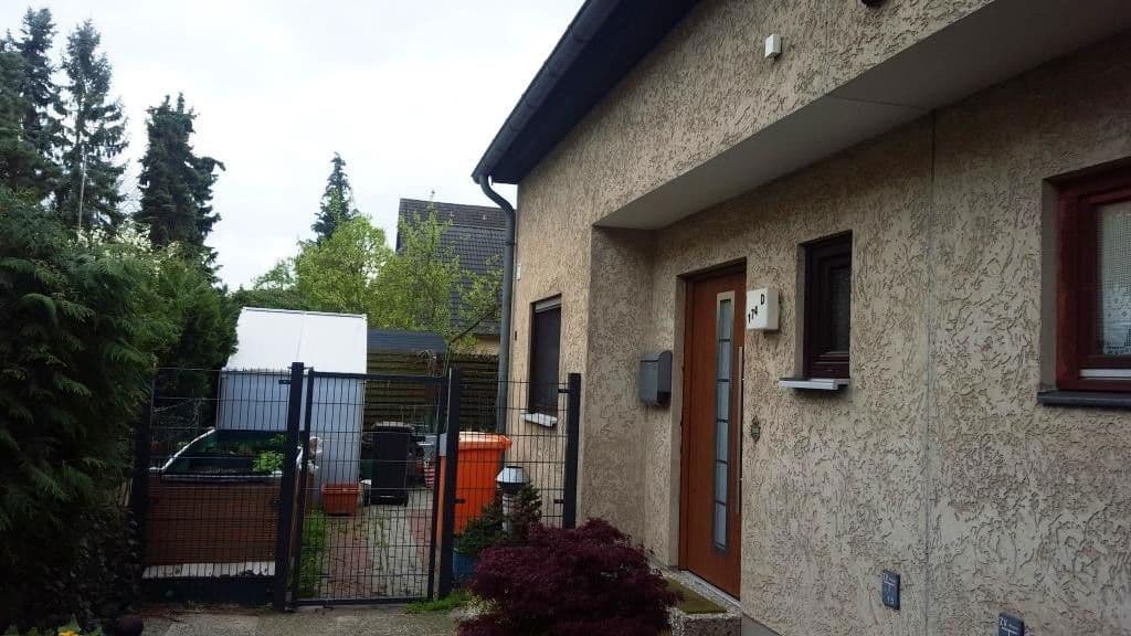 Predaj domu 96 m², pozemek 224 m², Falkenseer Chaussee, 174D, Berlin - Spandau, Berlín Predaj domu 96 m², pozemek 224 m², Falkenseer Chaussee, 174D, Berlin - Spandau, Berlín