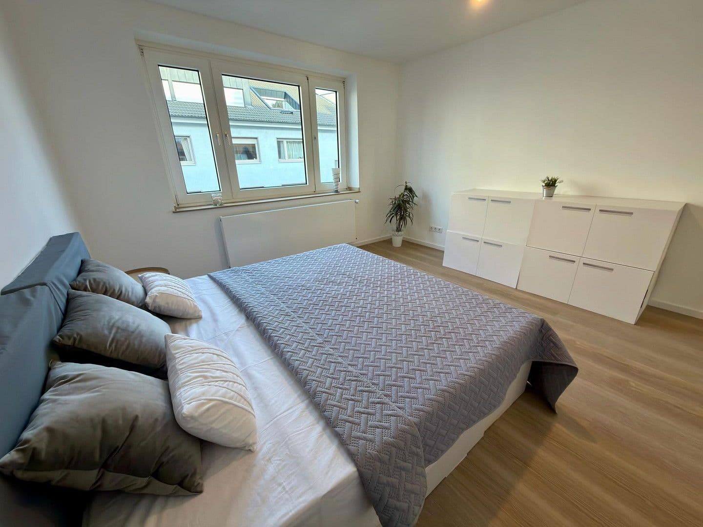 Prenájom bytu 3-izbový 102 m², Rudolfstraße 12, Münster, Severné Porýnie - Westfálsko Prenájom bytu 3-izbový 102 m², Rudolfstraße 12, Münster, Severné Porýnie - Westfálsko