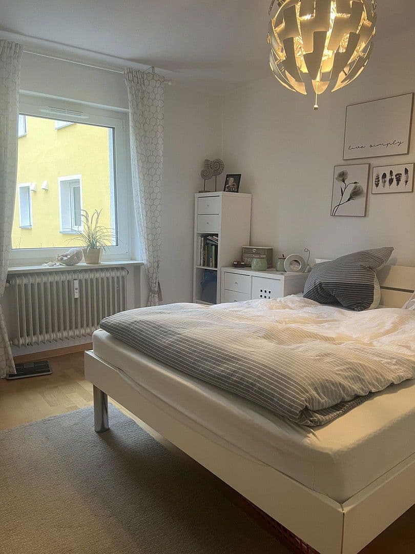 Prenájom bytu 1-izbový 71 m², Königswarter Str 35, München, Bavorsko Prenájom bytu 1-izbový 71 m², Königswarter Str 35, München, Bavorsko