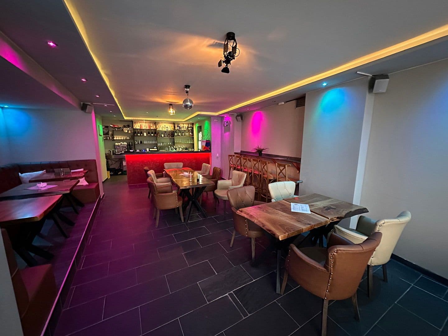 Predaj domu 400 m², pozemek 149 m², Nürnberg, Bavorsko Predaj domu 400 m², pozemek 149 m², Nürnberg, Bavorsko