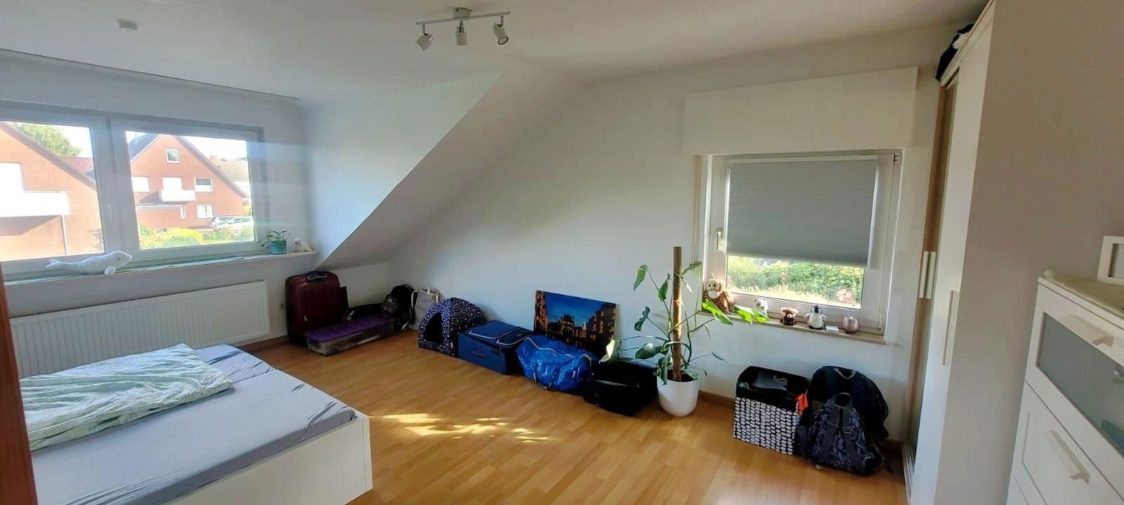 Prenájom bytu 5-izbový 115 m², Hagen am Teutoburger Wald, Dolné Sasko Prenájom bytu 5-izbový 115 m², Hagen am Teutoburger Wald, Dolné Sasko