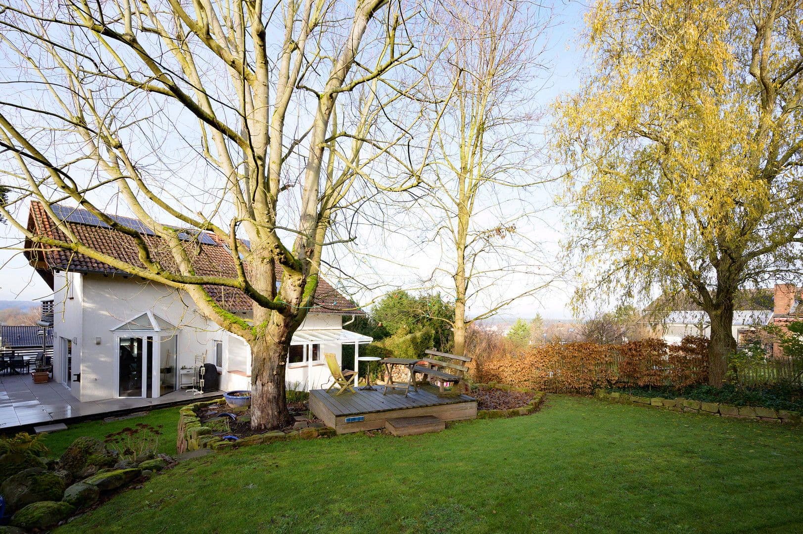 Predaj domu 240 m², pozemek 627 m², Wingertsweg 4, Roßdorf, Hesensko Predaj domu 240 m², pozemek 627 m², Wingertsweg 4, Roßdorf, Hesensko