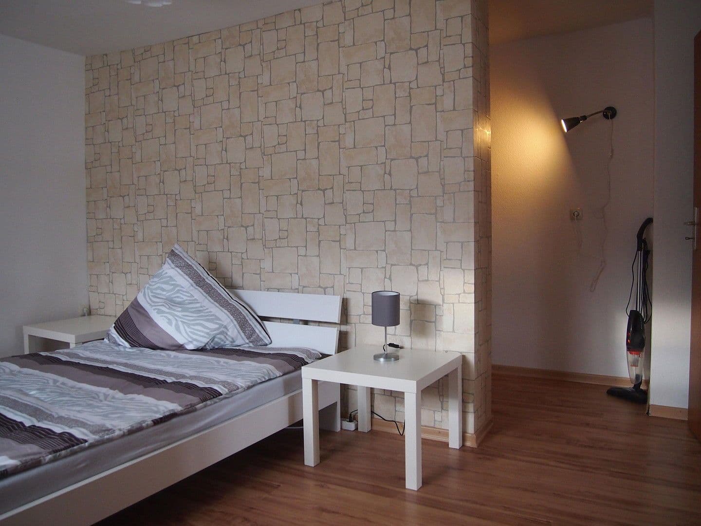 Prenájom bytu 3-izbový 65 m², Fürstenfeldbruck, Bavorsko Prenájom bytu 3-izbový 65 m², Fürstenfeldbruck, Bavorsko