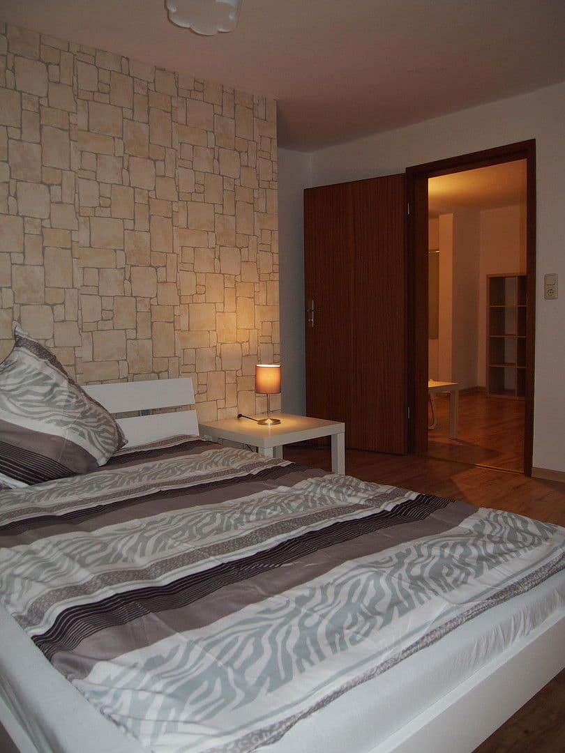 Prenájom bytu 3-izbový 65 m², Fürstenfeldbruck, Bavorsko Prenájom bytu 3-izbový 65 m², Fürstenfeldbruck, Bavorsko