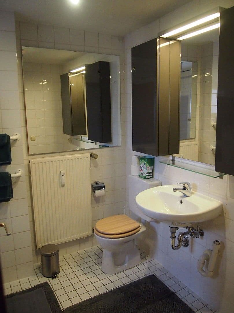 Prenájom bytu 3-izbový 65 m², Fürstenfeldbruck, Bavorsko Prenájom bytu 3-izbový 65 m², Fürstenfeldbruck, Bavorsko