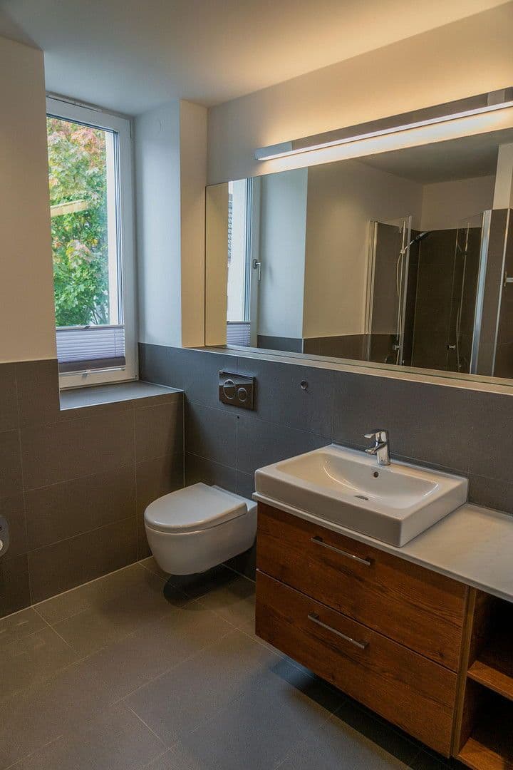 Predaj bytu 2-izbový 81 m², Einbecker Str. 45, Berlin, Berlín Predaj bytu 2-izbový 81 m², Einbecker Str. 45, Berlin, Berlín