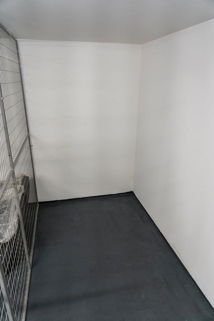 Predaj bytu 2-izbový 81 m², Einbecker Str. 45, Berlin, Berlín Predaj bytu 2-izbový 81 m², Einbecker Str. 45, Berlin, Berlín