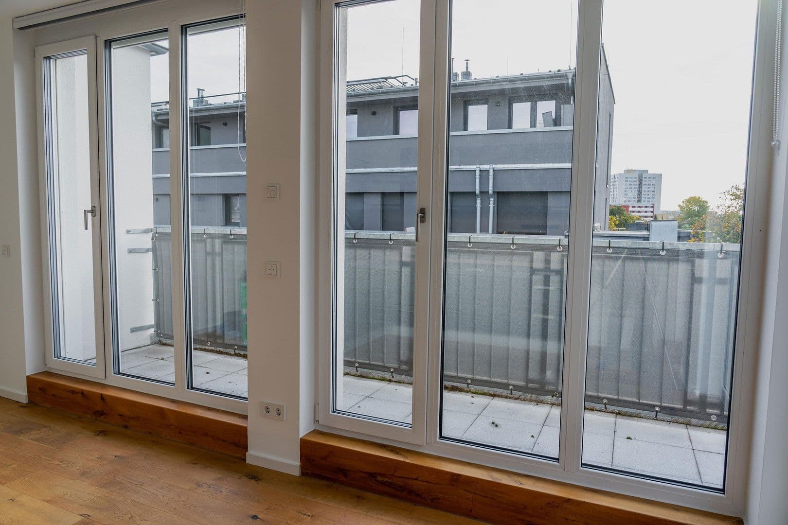 Predaj bytu 2-izbový 81 m², Einbecker Str. 45, Berlin, Berlín Predaj bytu 2-izbový 81 m², Einbecker Str. 45, Berlin, Berlín