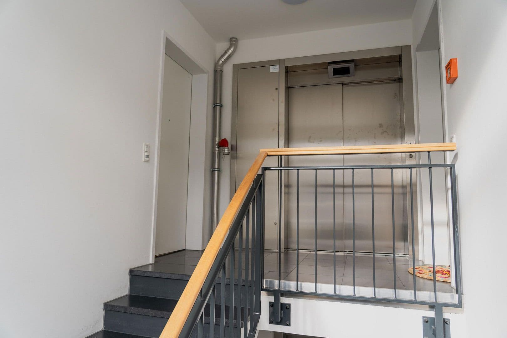 Predaj bytu 2-izbový 81 m², Einbecker Str. 45, Berlin, Berlín Predaj bytu 2-izbový 81 m², Einbecker Str. 45, Berlin, Berlín