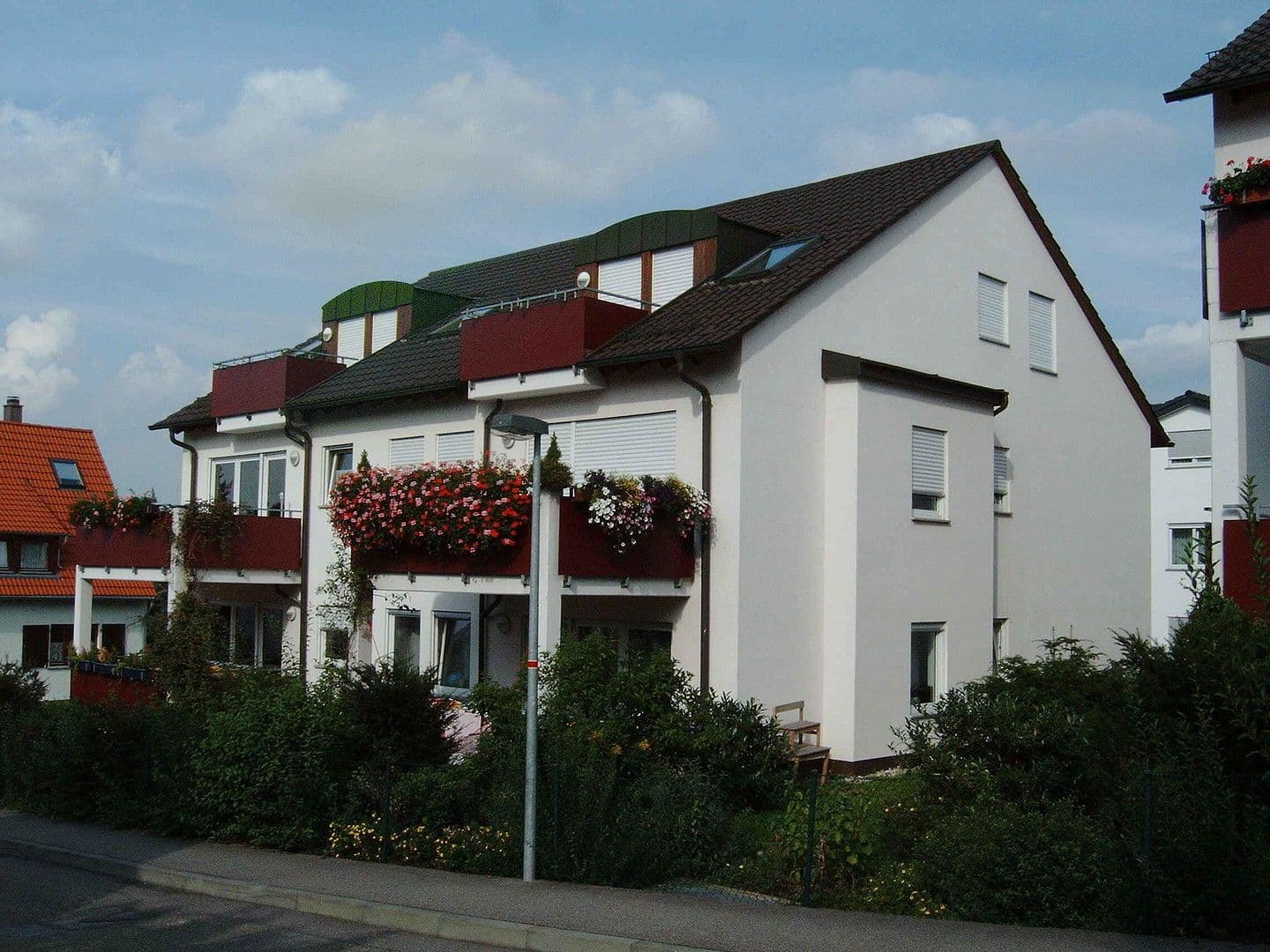 Prenájom bytu 3-izbový 74 m², Asperg, Bádensko-Wurttembersko Prenájom bytu 3-izbový 74 m², Asperg, Bádensko-Wurttembersko