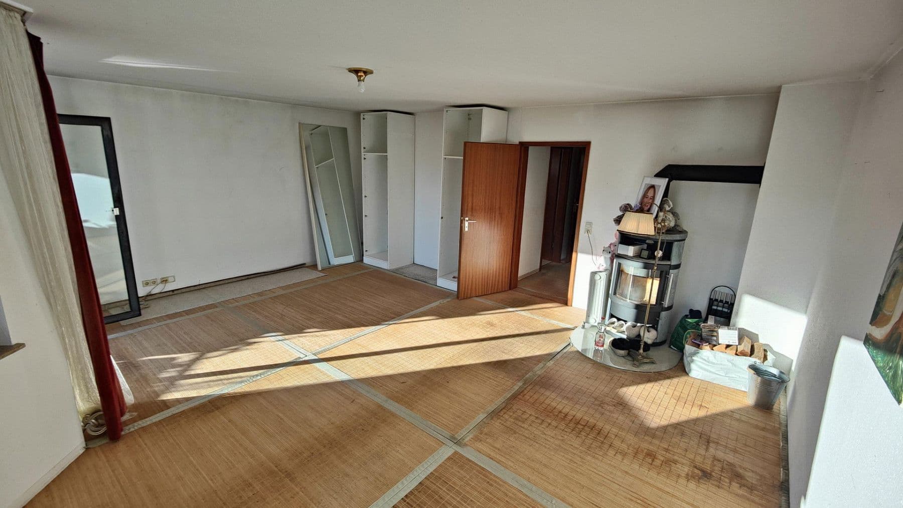 Predaj domu 185 m², pozemek 309 m², Stöfflerweg 29 a, Stuttgart - Möhringen, Bádensko-Wurttembersko Predaj domu 185 m², pozemek 309 m², Stöfflerweg 29 a, Stuttgart - Möhringen, Bádensko-Wurttembersko
