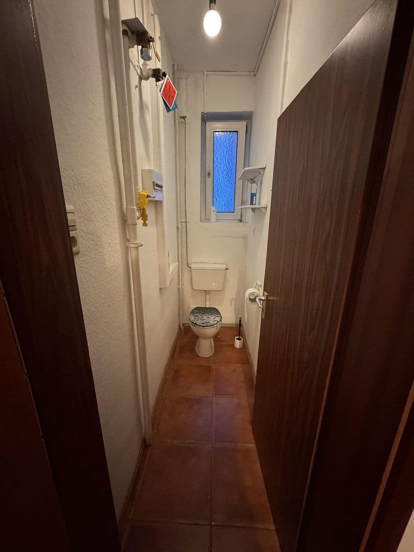 Prenájom bytu 3-izbový 70 m², Salierstr. 59, Pforzheim, Bádensko-Wurttembersko Prenájom bytu 3-izbový 70 m², Salierstr. 59, Pforzheim, Bádensko-Wurttembersko