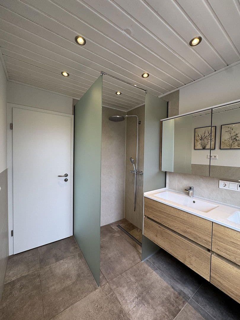 Prenájom domu 170 m², pozemek 500 m², Freudenstadt, Bádensko-Wurttembersko Prenájom domu 170 m², pozemek 500 m², Freudenstadt, Bádensko-Wurttembersko