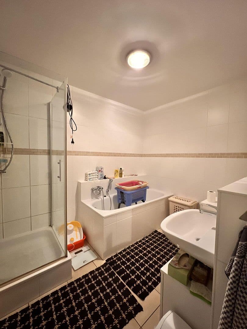 Predaj bytu 4-izbový 98 m², Düren, Severné Porýnie - Westfálsko Predaj bytu 4-izbový 98 m², Düren, Severné Porýnie - Westfálsko