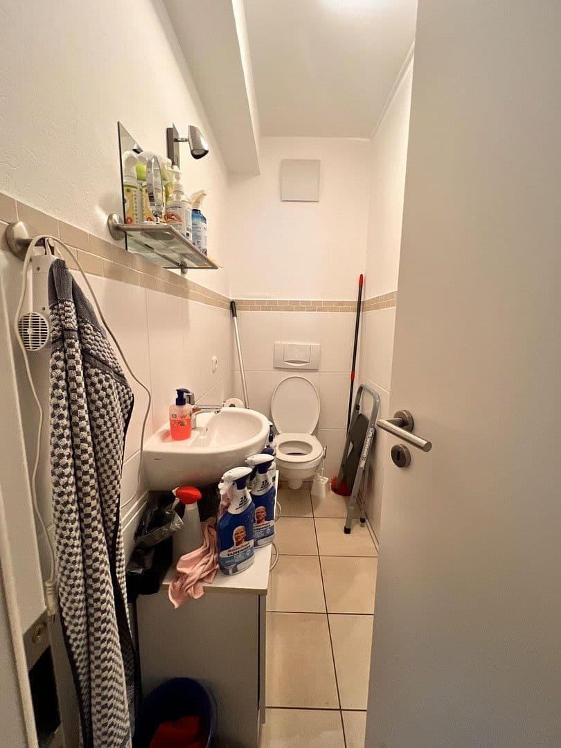 Predaj bytu 4-izbový 98 m², Düren, Severné Porýnie - Westfálsko Predaj bytu 4-izbový 98 m², Düren, Severné Porýnie - Westfálsko