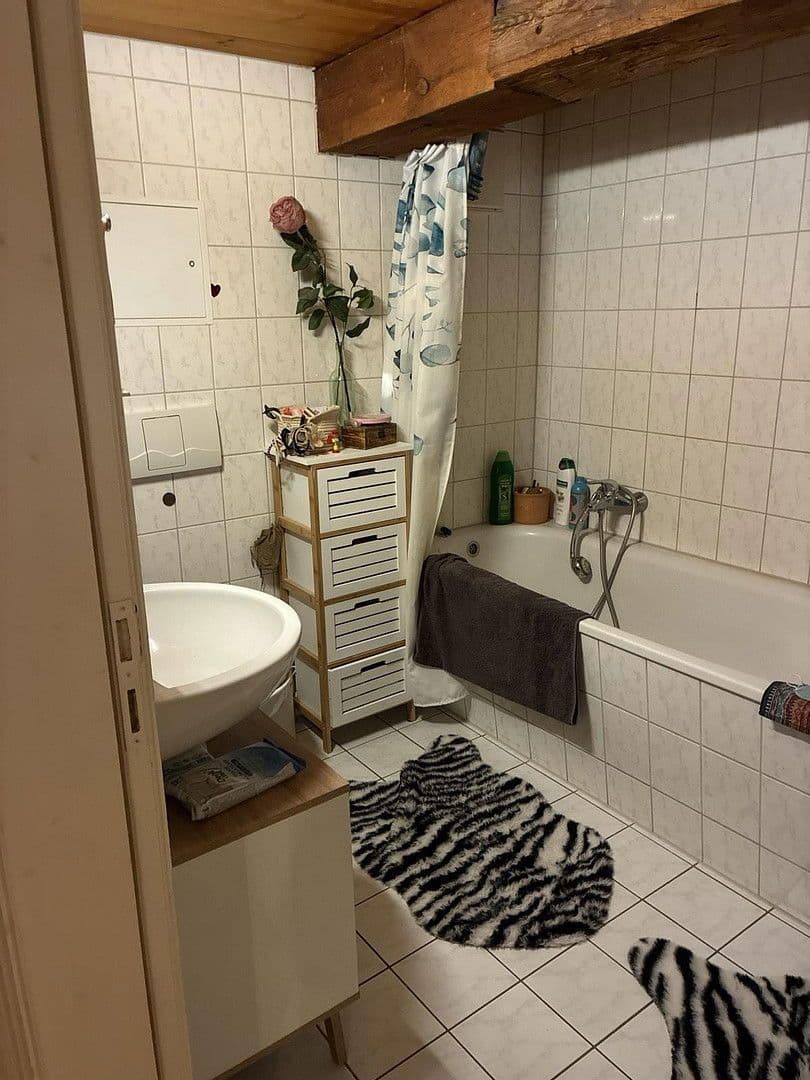 Prenájom bytu 2-izbový 83 m², Fleischerstraße 3, Greifswald, Meklenbursko-Predpomoransko Prenájom bytu 2-izbový 83 m², Fleischerstraße 3, Greifswald, Meklenbursko-Predpomoransko