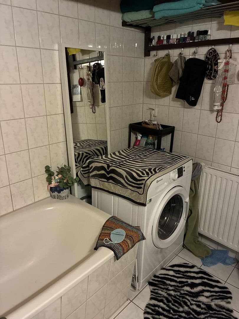 Prenájom bytu 2-izbový 83 m², Fleischerstraße 3, Greifswald, Meklenbursko-Predpomoransko Prenájom bytu 2-izbový 83 m², Fleischerstraße 3, Greifswald, Meklenbursko-Predpomoransko