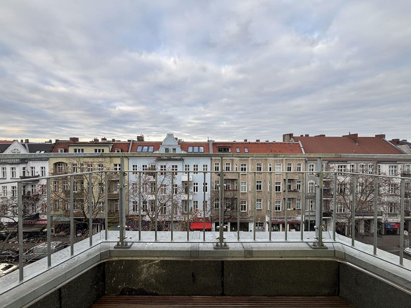 Prenájom bytu 1-izbový 35 m², Berlin, Berlín Prenájom bytu 1-izbový 35 m², Berlin, Berlín