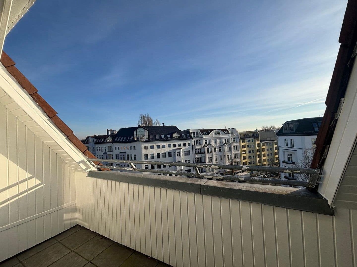 Prenájom bytu 3-izbový 152 m², Berlin, Berlín Prenájom bytu 3-izbový 152 m², Berlin, Berlín