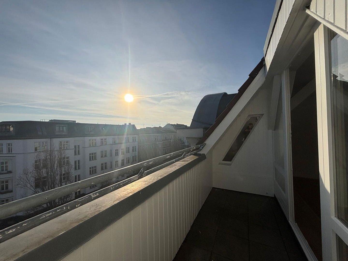 Prenájom bytu 3-izbový 152 m², Berlin, Berlín Prenájom bytu 3-izbový 152 m², Berlin, Berlín