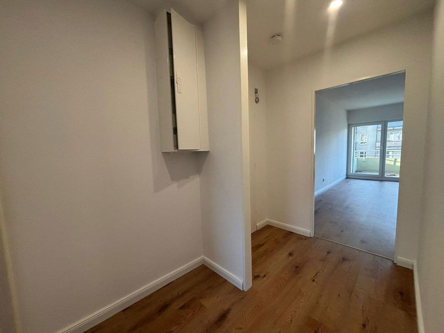 Prenájom bytu 1-izbový 45 m², Berlin, Berlín Prenájom bytu 1-izbový 45 m², Berlin, Berlín