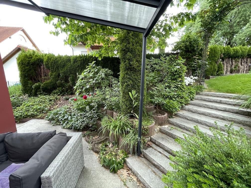 Prenájom domu 145 m², pozemek 800 m², Fischach, Bavorsko Prenájom domu 145 m², pozemek 800 m², Fischach, Bavorsko