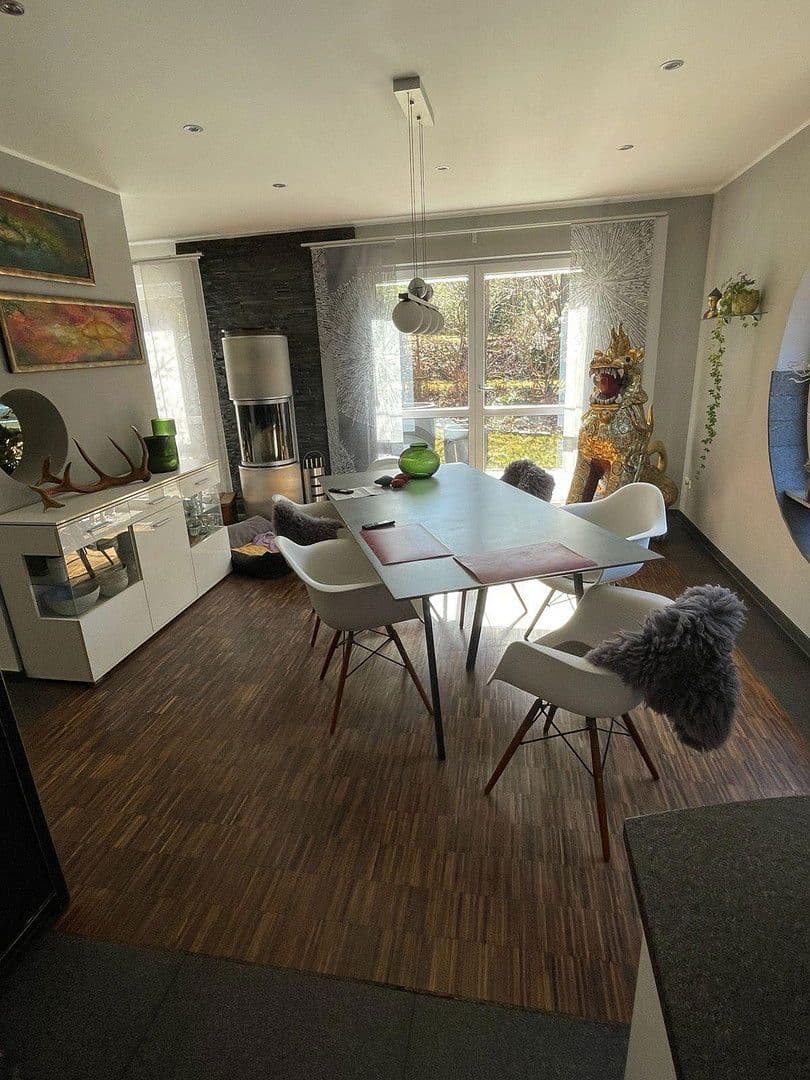 Prenájom domu 145 m², pozemek 800 m², Fischach, Bavorsko Prenájom domu 145 m², pozemek 800 m², Fischach, Bavorsko