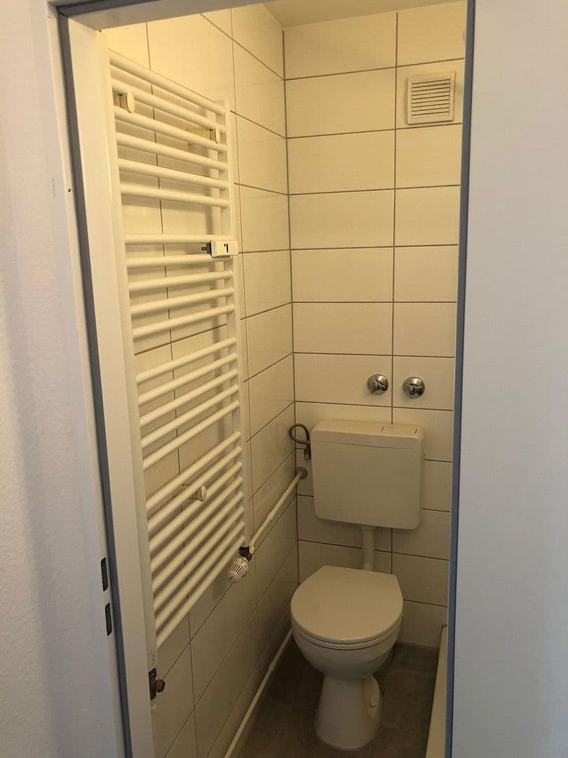 Prenájom bytu 1-izbový 20 m², Mainz, Porýnie-Falcko Prenájom bytu 1-izbový 20 m², Mainz, Porýnie-Falcko