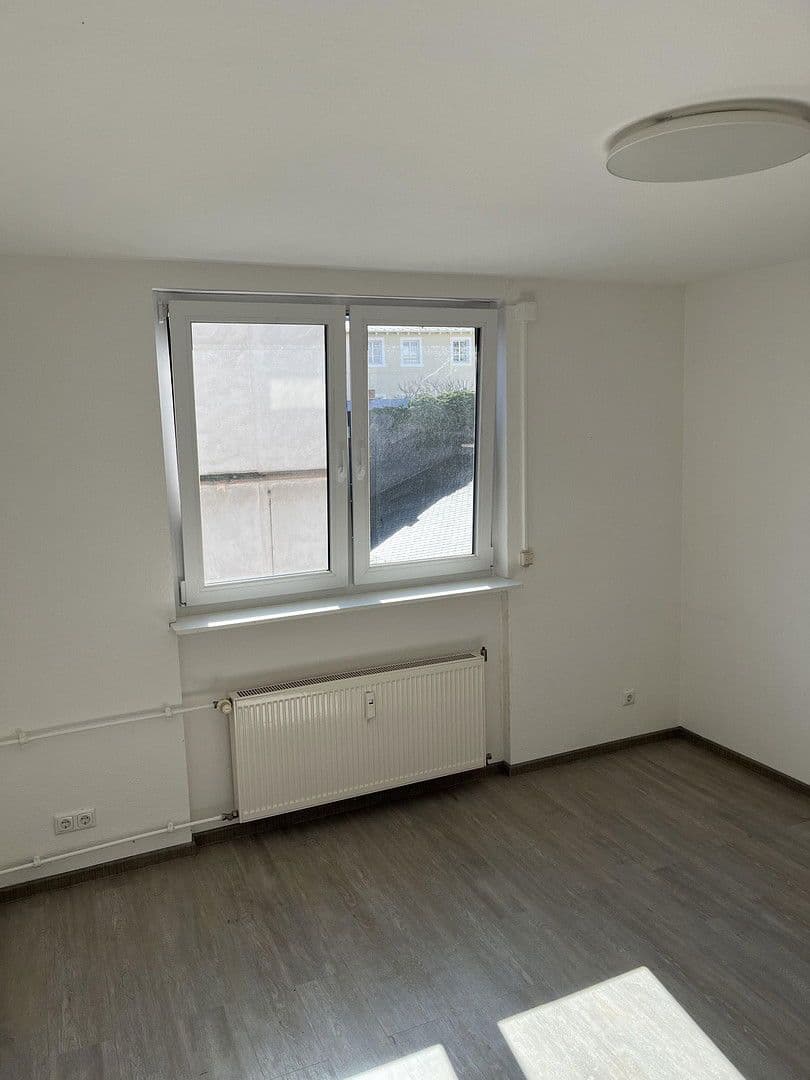 Prenájom bytu 1-izbový 20 m², Mainz, Porýnie-Falcko Prenájom bytu 1-izbový 20 m², Mainz, Porýnie-Falcko