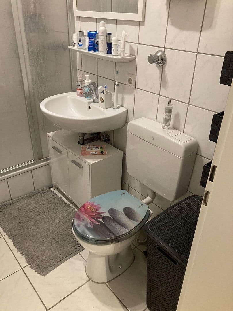 Prenájom bytu 2-izbový 42 m², Dresdenerstr. 13, Heiligenhaus, Severné Porýnie - Westfálsko Prenájom bytu 2-izbový 42 m², Dresdenerstr. 13, Heiligenhaus, Severné Porýnie - Westfálsko