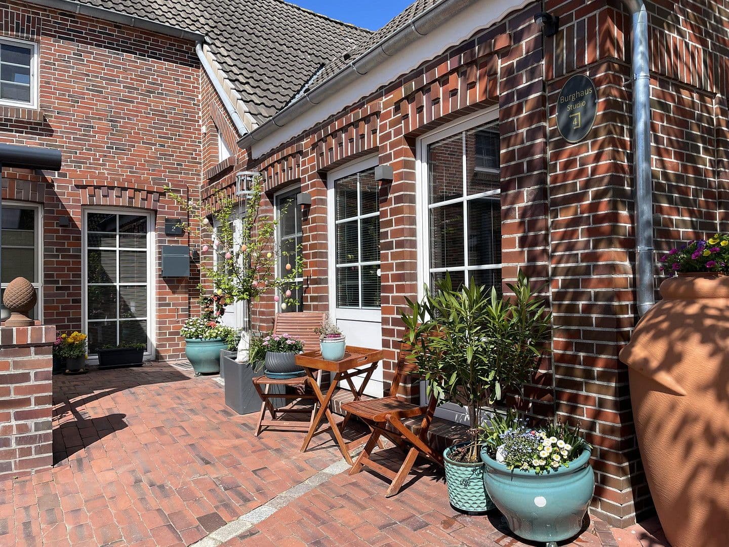 Predaj domu 200 m², pozemek 278 m², Brauereistraße 2, Krummhörn, Dolné Sasko Predaj domu 200 m², pozemek 278 m², Brauereistraße 2, Krummhörn, Dolné Sasko