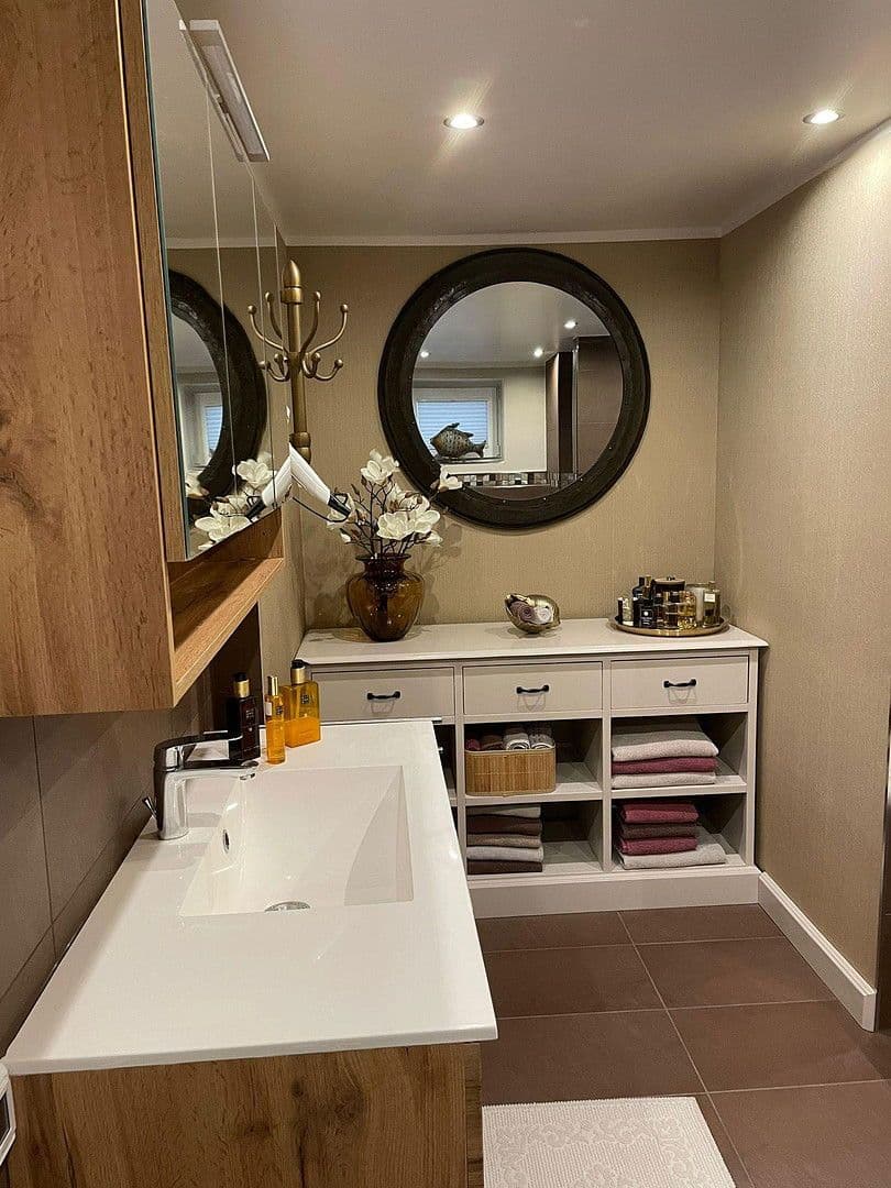 Predaj domu 200 m², pozemek 278 m², Brauereistraße 2, Krummhörn, Dolné Sasko Predaj domu 200 m², pozemek 278 m², Brauereistraße 2, Krummhörn, Dolné Sasko