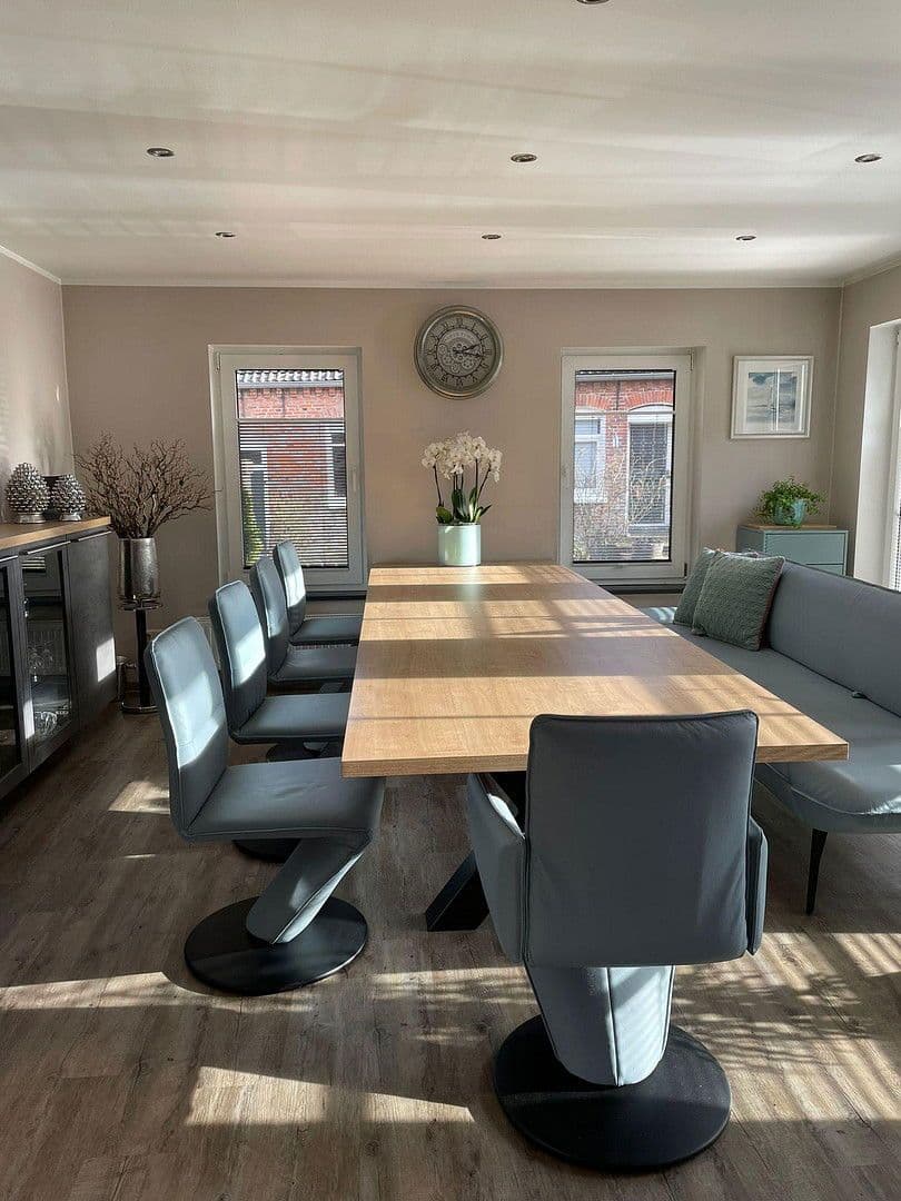 Predaj domu 200 m², pozemek 278 m², Brauereistraße 2, Krummhörn, Dolné Sasko Predaj domu 200 m², pozemek 278 m², Brauereistraße 2, Krummhörn, Dolné Sasko