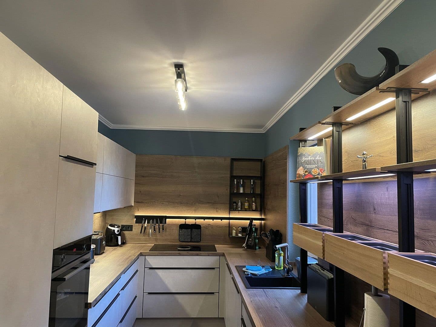 Predaj domu 200 m², pozemek 278 m², Brauereistraße 2, Krummhörn, Dolné Sasko Predaj domu 200 m², pozemek 278 m², Brauereistraße 2, Krummhörn, Dolné Sasko