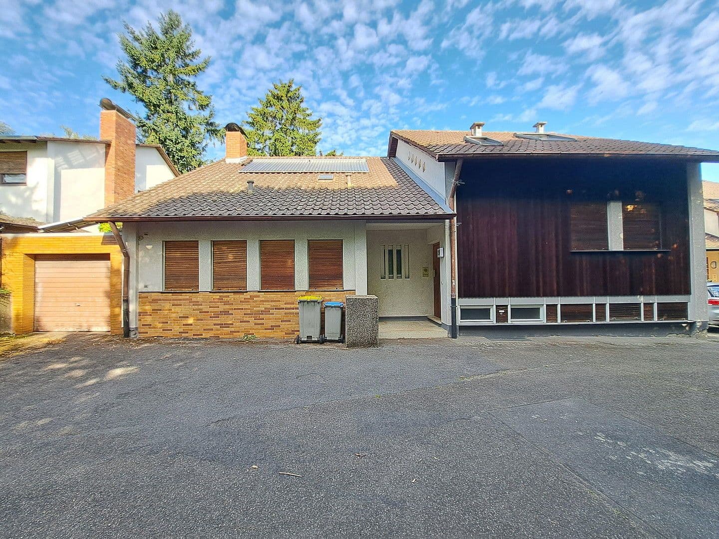 Predaj domu 180 m², pozemek 541 m², Mannheim, Bádensko-Wurttembersko Predaj domu 180 m², pozemek 541 m², Mannheim, Bádensko-Wurttembersko