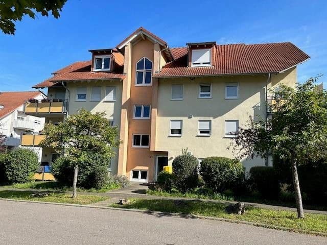 Prenájom bytu 3-izbový 87 m², In der Heinrichsburg 21, Mosbach, Bádensko-Wurttembersko Prenájom bytu 3-izbový 87 m², In der Heinrichsburg 21, Mosbach, Bádensko-Wurttembersko
