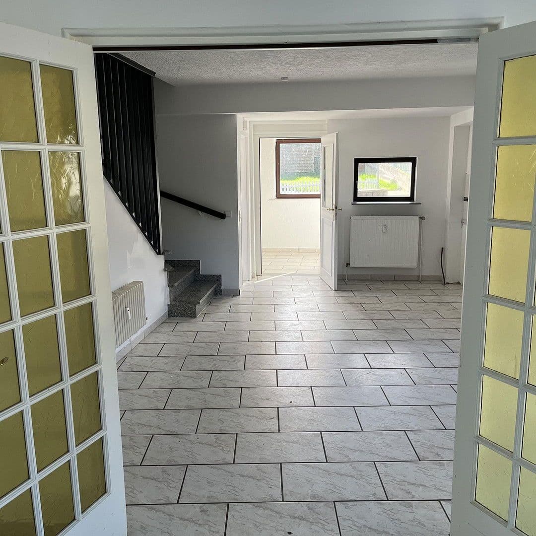 Predaj domu 307 m², pozemek 500 m², Auf der Adt 10, Saarbrücken, Sársko Predaj domu 307 m², pozemek 500 m², Auf der Adt 10, Saarbrücken, Sársko