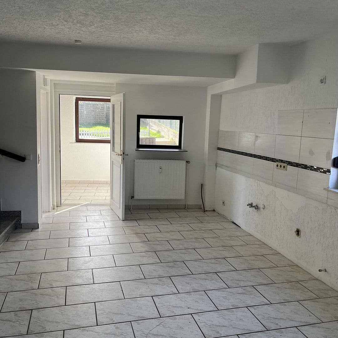 Predaj domu 307 m², pozemek 500 m², Auf der Adt 10, Saarbrücken, Sársko Predaj domu 307 m², pozemek 500 m², Auf der Adt 10, Saarbrücken, Sársko