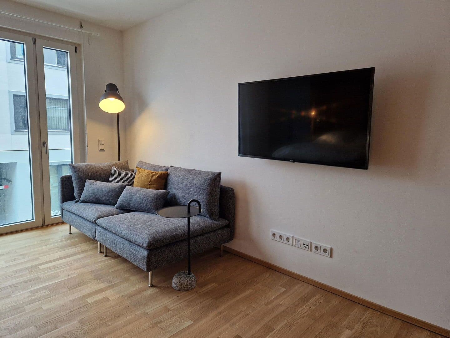 Prenájom bytu 1-izbový 33 m², Am Schützeneck 4 b, München, Bavorsko Prenájom bytu 1-izbový 33 m², Am Schützeneck 4 b, München, Bavorsko