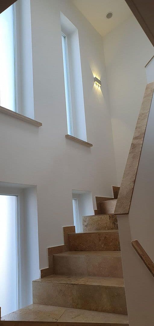 Prenájom domu 155 m², pozemek 300 m², Am Kollergang 4, Nittendorf, Bavorsko Prenájom domu 155 m², pozemek 300 m², Am Kollergang 4, Nittendorf, Bavorsko