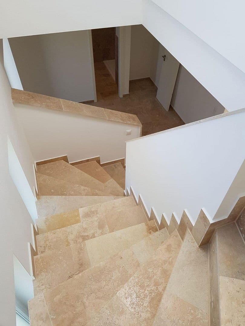 Prenájom domu 155 m², pozemek 300 m², Am Kollergang 4, Nittendorf, Bavorsko Prenájom domu 155 m², pozemek 300 m², Am Kollergang 4, Nittendorf, Bavorsko